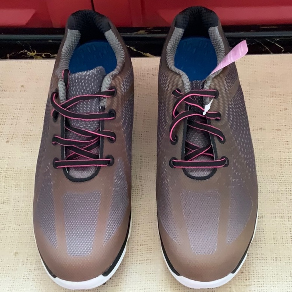 FootJoy Brown and Pink Women’s Golf Sneakers
